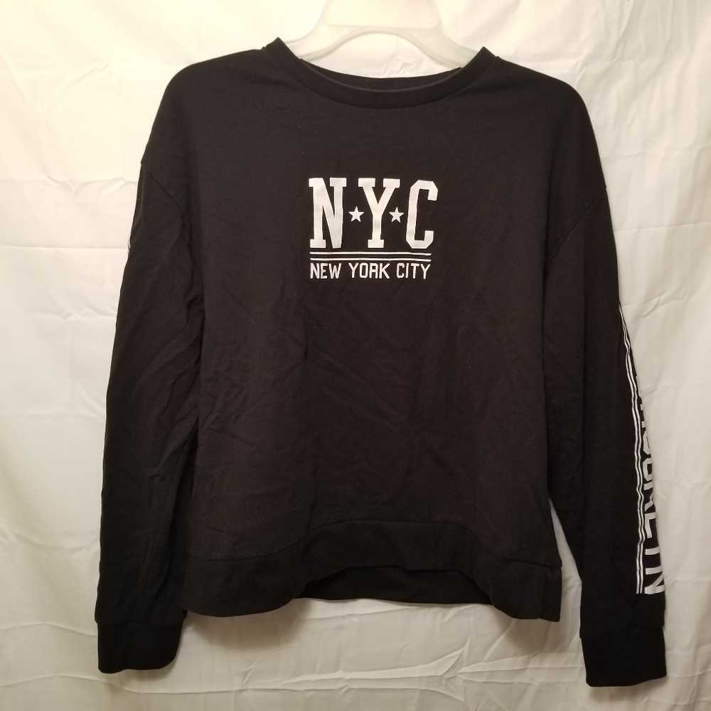H&M divided long sleeve sweater shirt